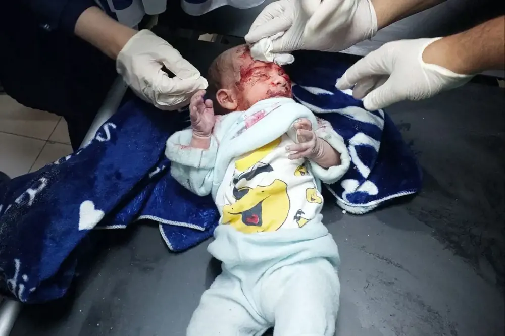 Gazze Sağlık Bakanlığı: Acil tıbbi yardım ve yakıta ihtiyacımız var