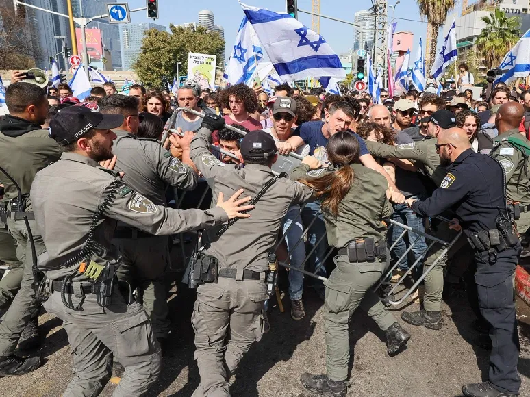 İsrailli gazete: Netanyahu, muhalefeti susturmak için tutuklamalara başladı