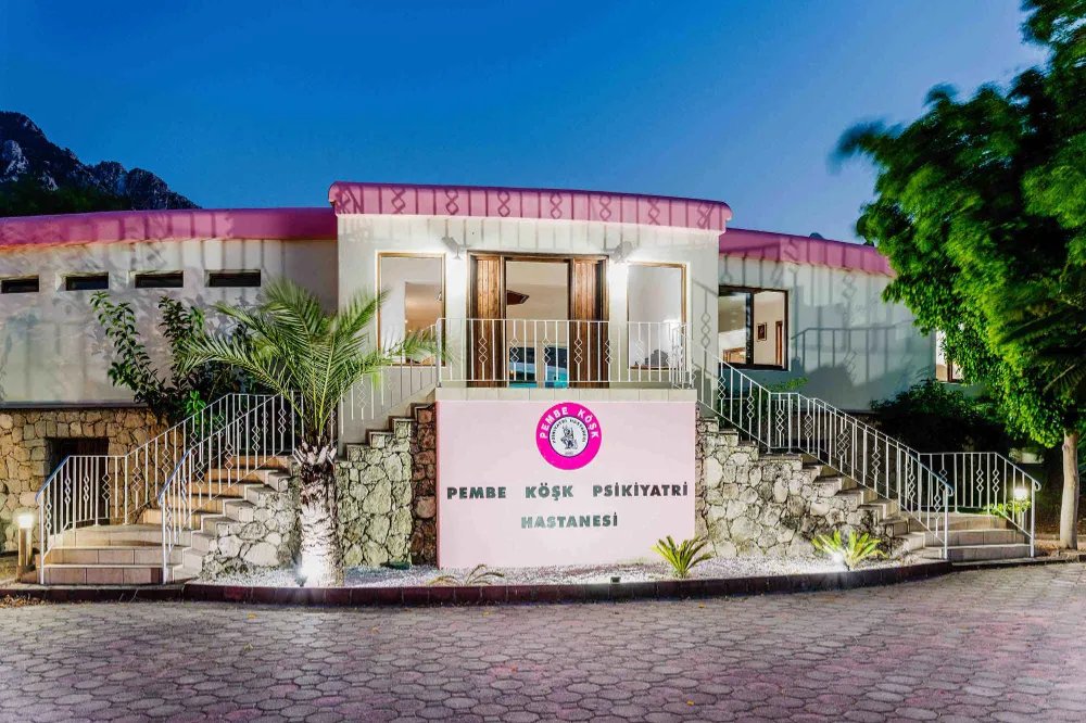 “BAĞIMLILIK TEDAVİSİNDE ORTADOĞU’NUN EN İYİSİYİZ”