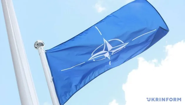 NATO askeri bütçesini yüzde 12 artırdı