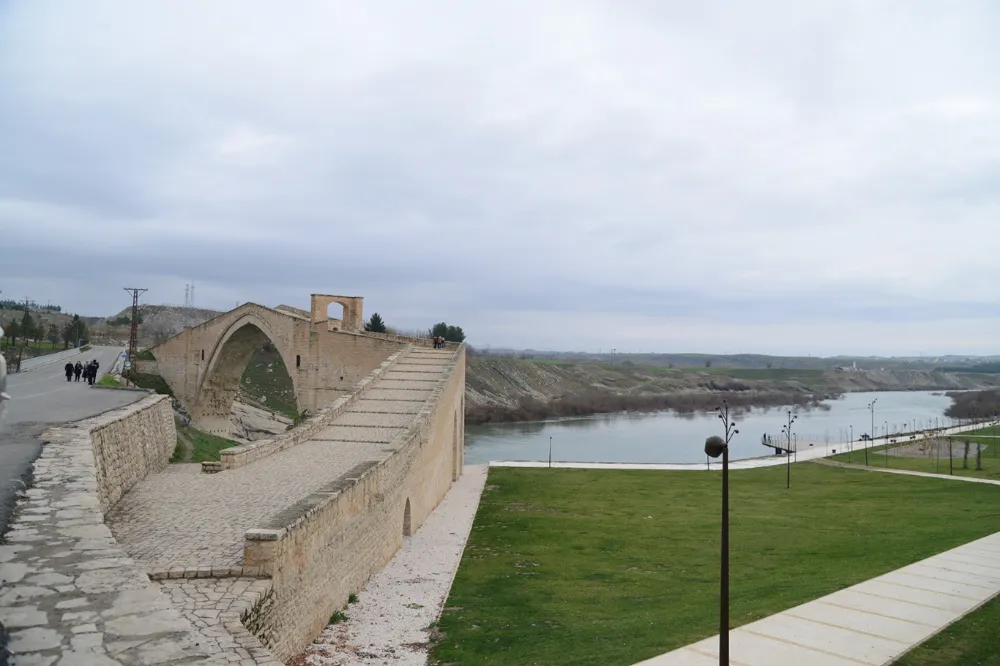 “Kentini Tanı Kendini Tanıt” projesi kapsamında Silvan gezisi düzenlendi