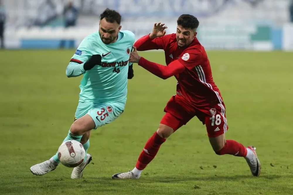 DADAŞLAR BİR PUANLA YETİNDİ