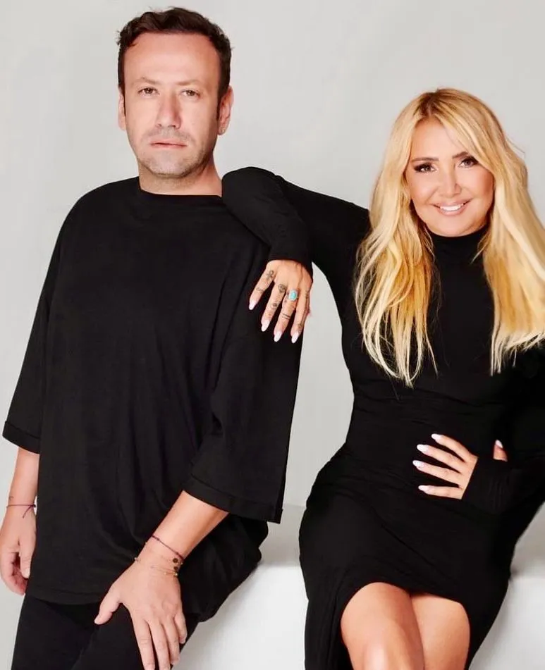 YONCA EVCİMİK’TEN EV’DE PİJAMA PARTİSİ