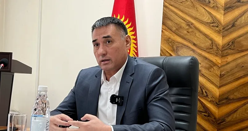 Celal-Abad bölge valisi ulusal bayrak değişikliğine ilişkin yorum yaptı