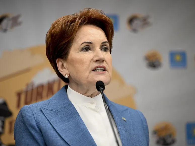 Akşener