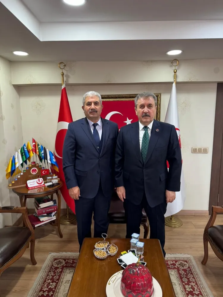 Siyaset birlikteliğinin adı “Büyük Birlik”…