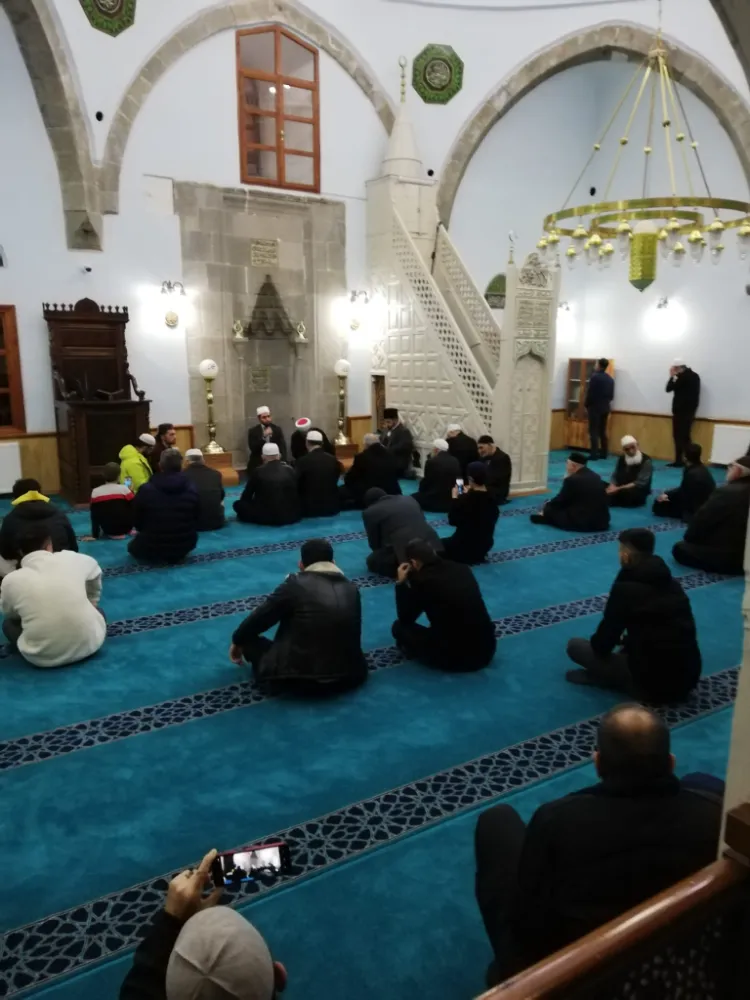 Caferiye Camisinde Mehmet Gürgür Hocaefendiye öğrencilerinden anma programı vardı…