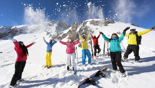 YAZIN ARDINDAN KIŞ TURİZMİ HAREKETLENİYOR