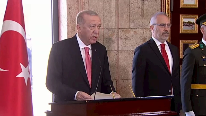 Cumhurbaşkanı Erdoğan Anıtkabir