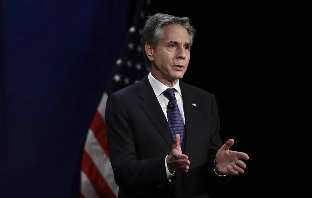 Tıpkı Biden gibi Blinken da kasırga nedeniyle yurt dışı seyahatlerini iptal etti