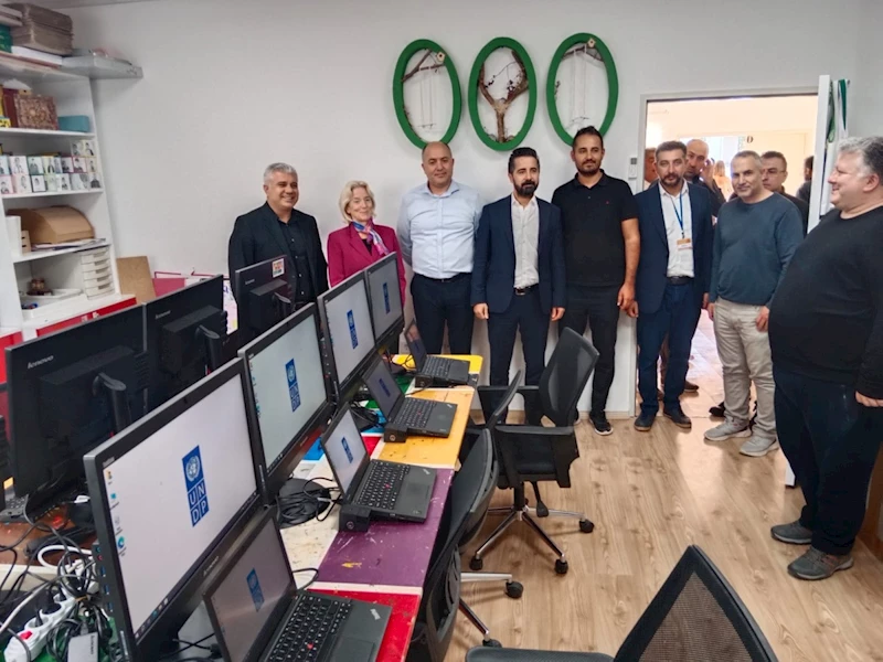 UNDP’den Adıyaman Belediyesi Toplum Merkezine bilgisayar desteği 