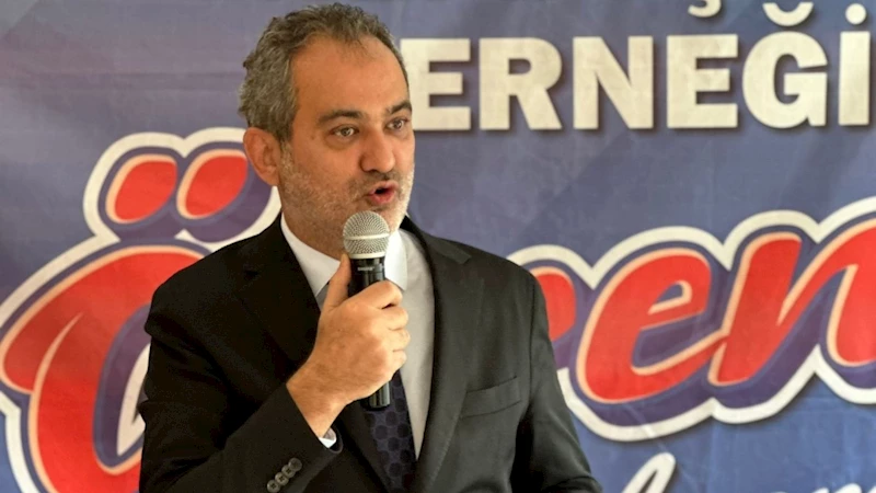 Eski Bakan Mahmut Özer, 