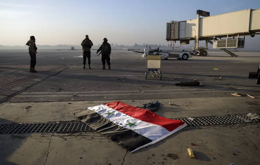 Şam ve Halep havaalanları yeniden faaliyete geçti, ancak şimdilik sadece özel izinlerle