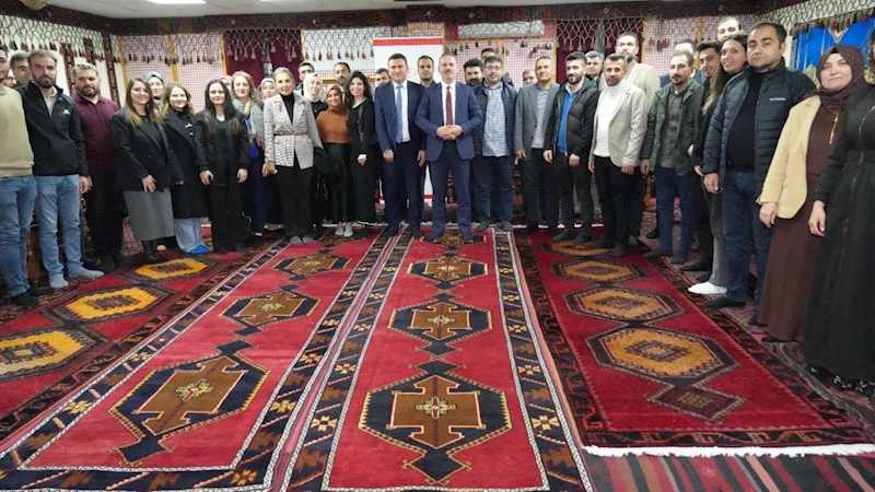 Maarif Sohbetlerinde öğretmenlerin tecrübeleri ve talepleri dinlendi 