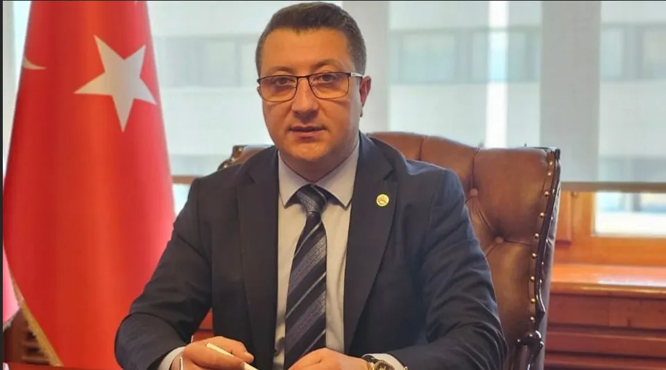 Osman Genç: Türkiye