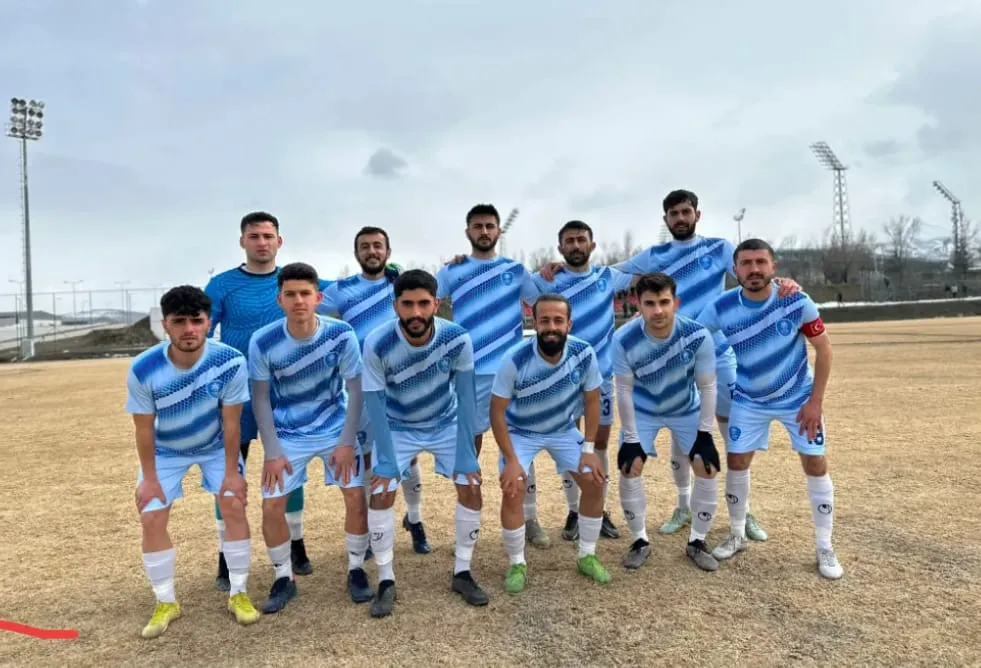 PALANDÖKEN BELEDİYE SPOR DEPLASMANDA OYNADIĞI MAÇTA KARS 36 SPORA MAĞLUP OLDU