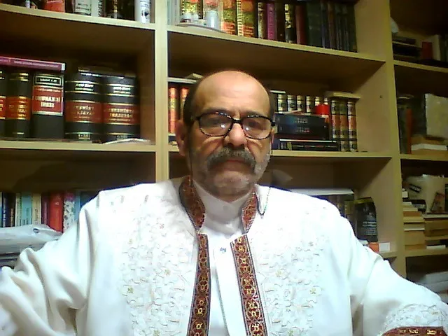 ASRIN DECCALI VE SANAL ÂLEMİN METEVERSESİ