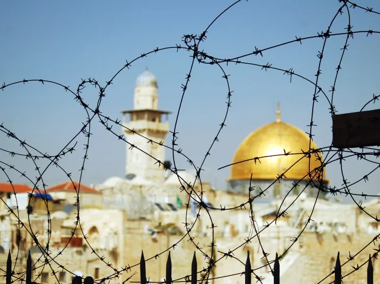 İsrail’in dikenli telleri Türkiye’den