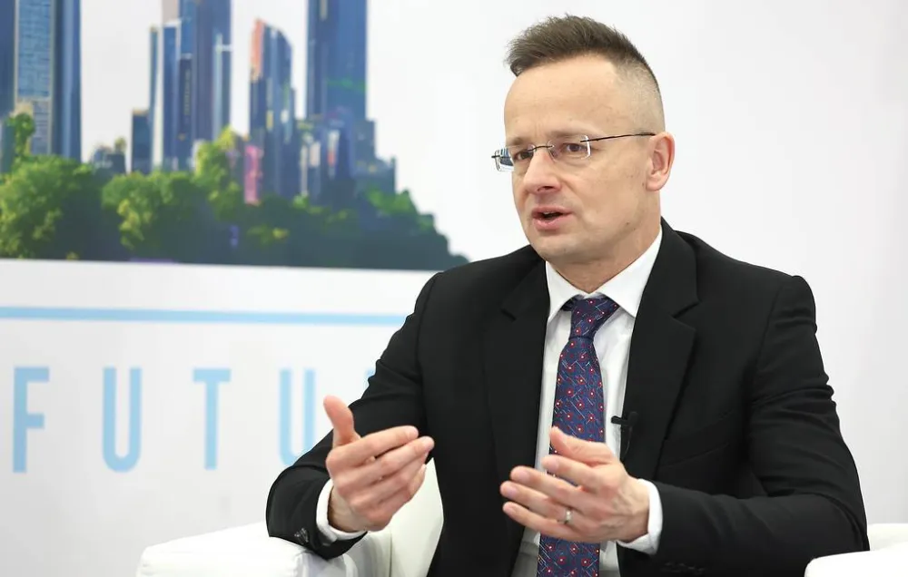 Macaristan, Rusya ile üst düzey temaslarını sürdürecek