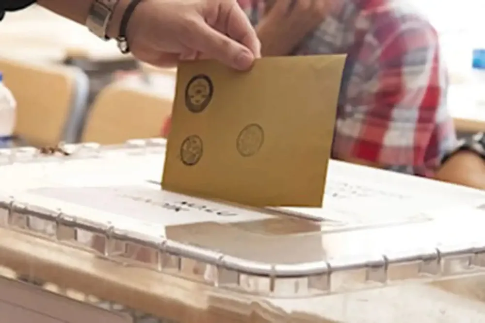 Kimler oy kullanamaz?