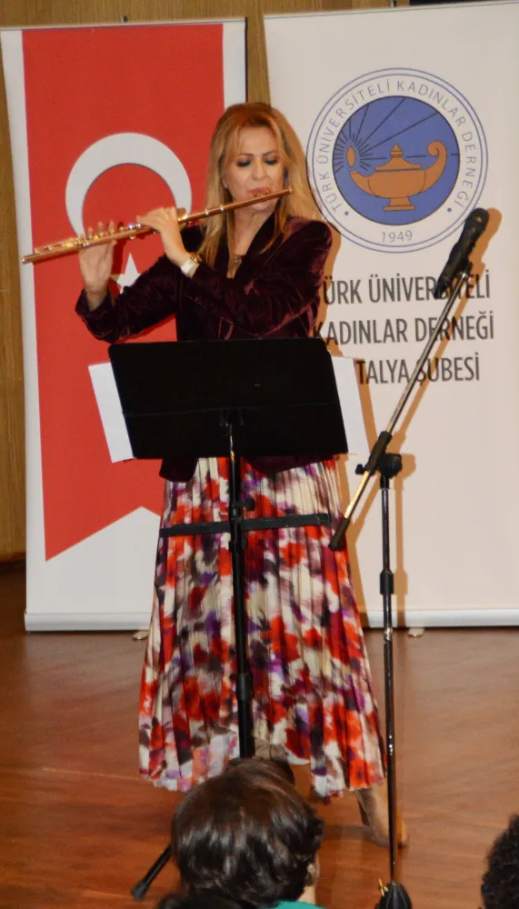 Lelya Bayramoğulları