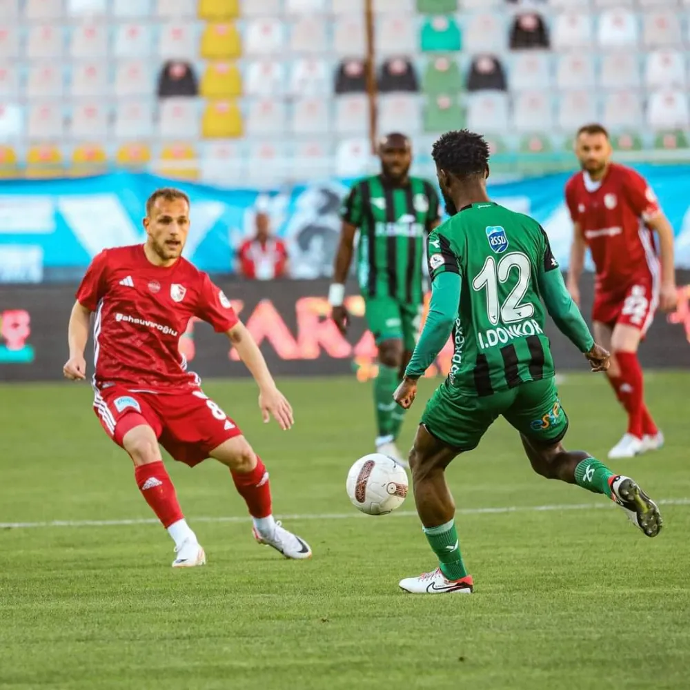 ERZURUM SPOR FK SAKARYA SPOR KARDEŞLİK KARŞILAŞMASINDA KARDEŞ PAYI