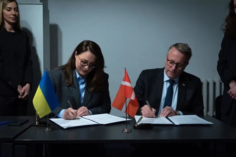 Danimarka, yenilenebilir enerji ve Ukrayna’nın yeniden inşası için 420 milyon avro ayıracak