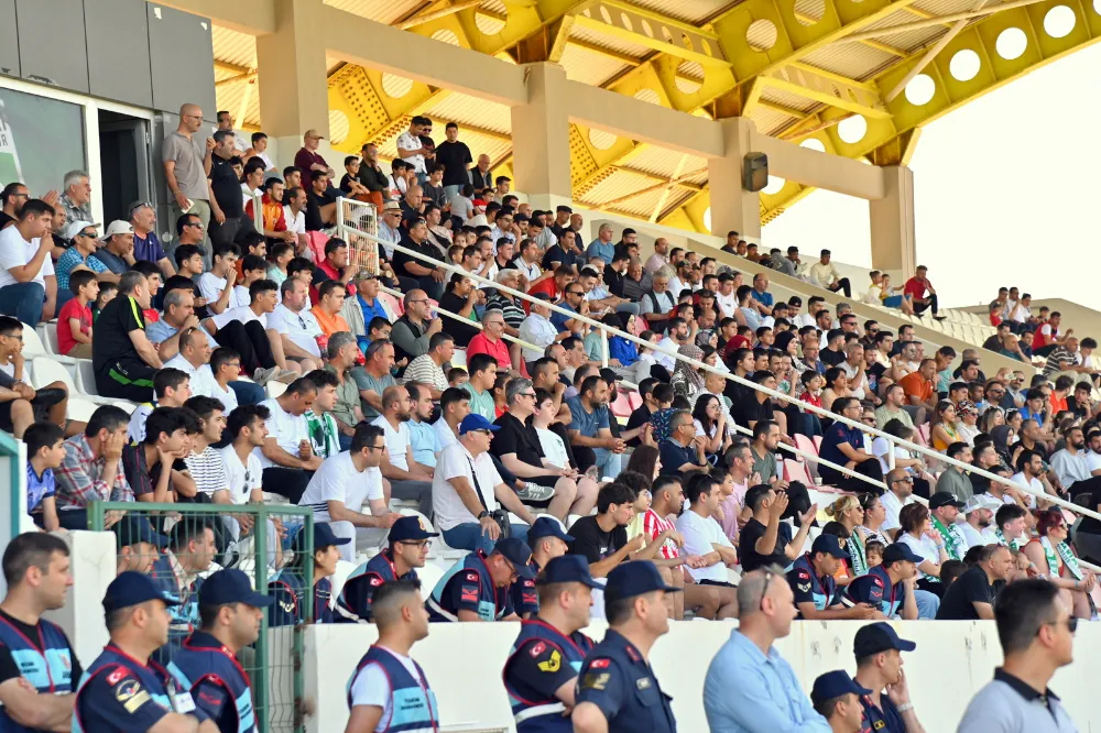 MANAVGAT BELEDİYESPOR GALİBİYET SERİSİNE DEVAM EDİYOR