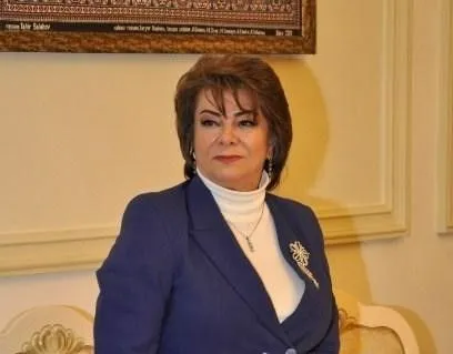 Urmu gölü nədən şordur, qoy deyim...