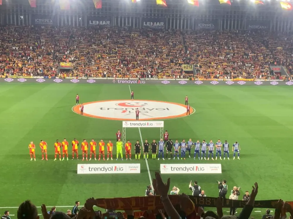 DADAŞ FIRSAT TEPTİ..