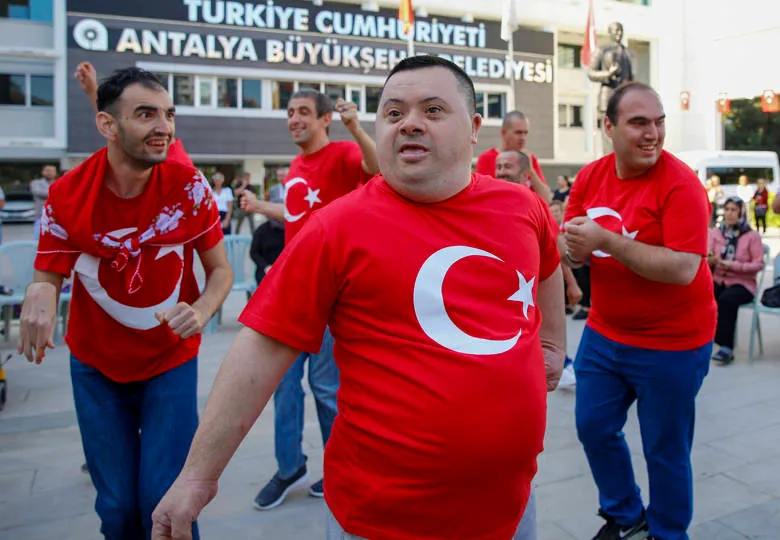 Özel Bireyler bir günlüğüne asker oldu