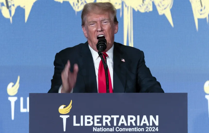 Kalabalıkların coşkulu desteğine alışık olan Trump, bu kez Libertaryan kongresinde yuhalandı