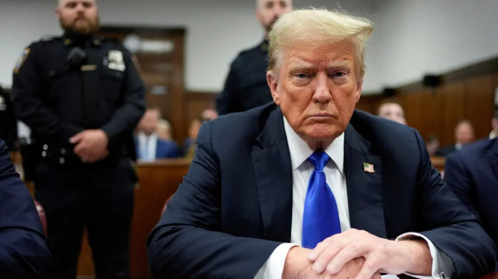 Donald Trump sus payı davasında jüri tarafından suçlu bulundu