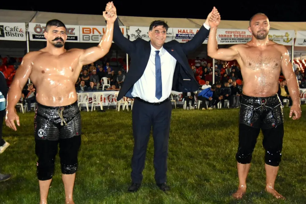 FETHİYE’DE BAŞPEHLİVAN ALİ GÜRBÜZ OLDU