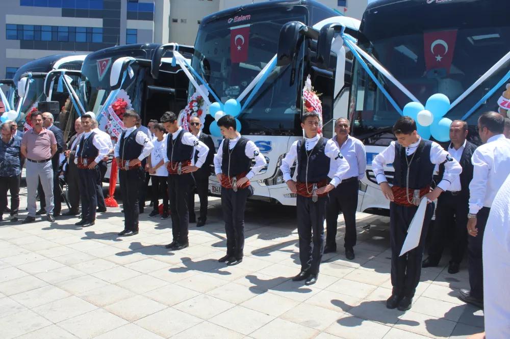 Şişşttt… Mekânın sahibi geldi beyler; DADAŞ ‘a yol açın!