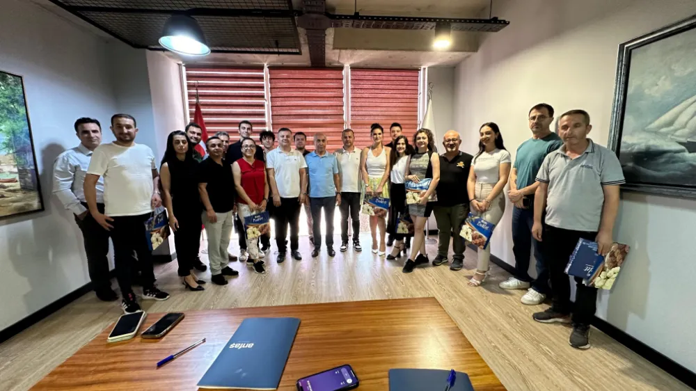 ANFAŞ’ta bayram sevinci 