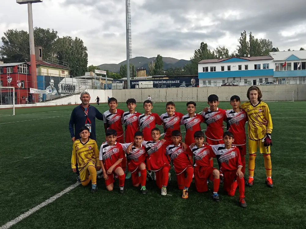 SERKANDAŞ SİGORTA ERZURUM U-12 YAŞ GRUBUNDA FİNALİN ADI BELLİ OLDU