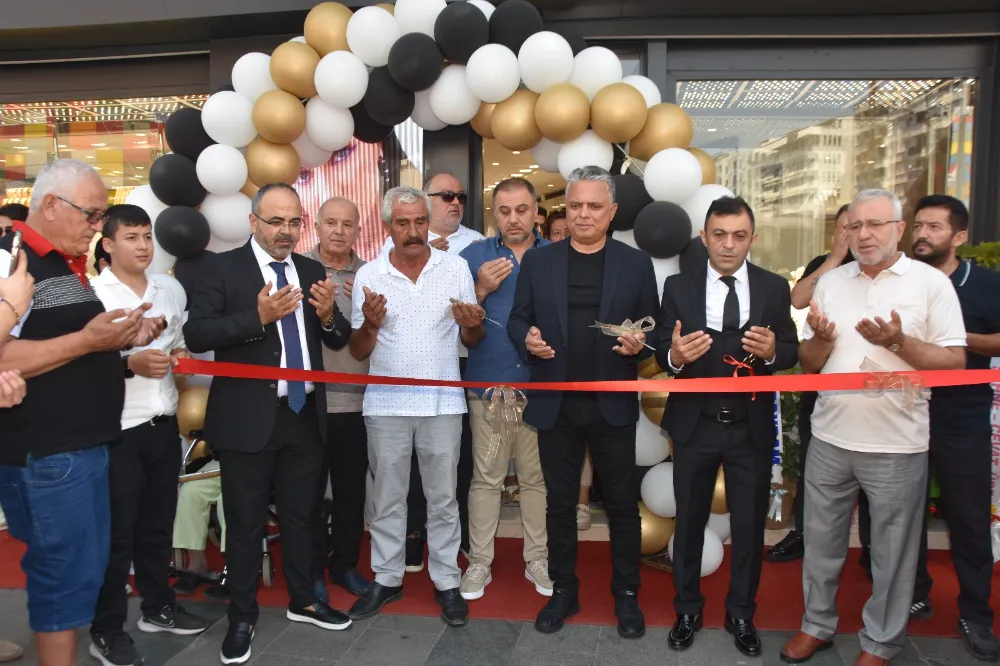 YILDIRIM KUYUMA GÖRKEMLİ AÇILIŞ