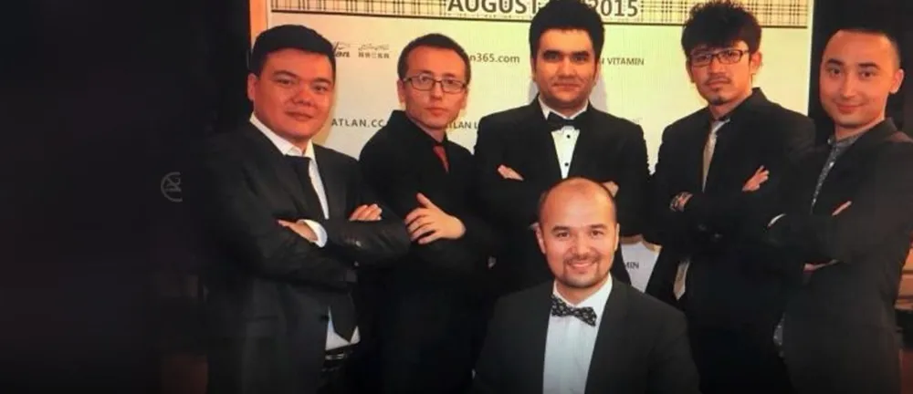 Uygur Gazetecinin bütün arkadaşları tutuklandı…