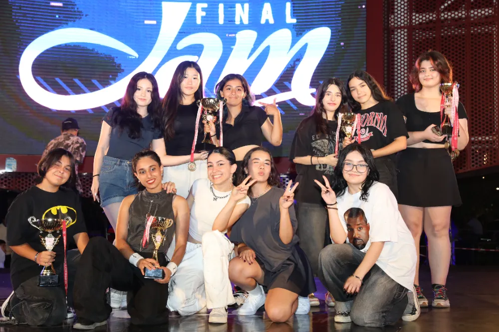 Büyükşehir’in Uluslararası Gençlik ve Dans Festivali sona erdi