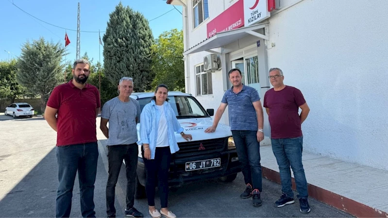 Türk Kızılay’dan Akyazı şubesine anlamlı destek: Kamyonet hibe edildi 
