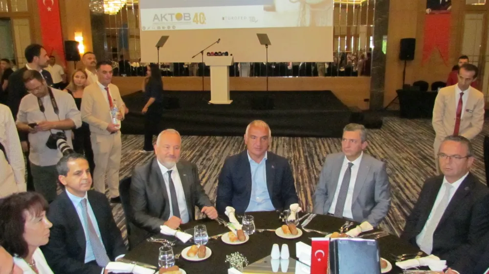 Geleneksel AKTOB Yemekli Buluşması Geniş Bir Katılımla Gerçekleşti