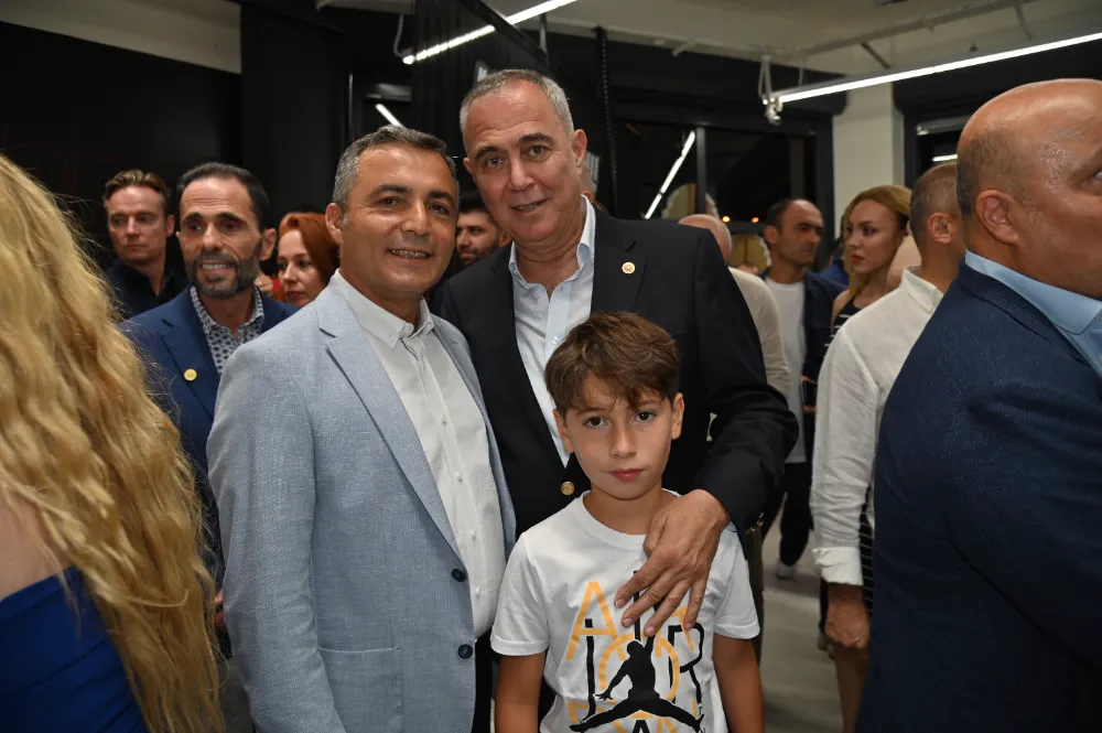 TEKNOLOJİ DEVİ’NİN AÇILIŞINI BAŞKAN KARA YAPTI