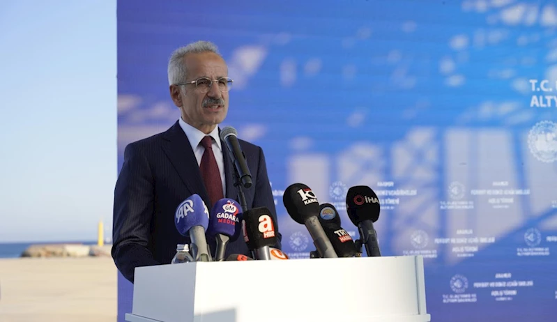 Bakan Uraloğlu Instagram hakkında: ‘Sıkıntı yok dediklerinde açılmış olacak’ 