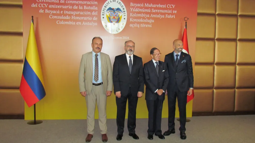 MELİH BEKEN ANTALYA KOLOMBİYA FAHRİ KONSOLOSU OLDU