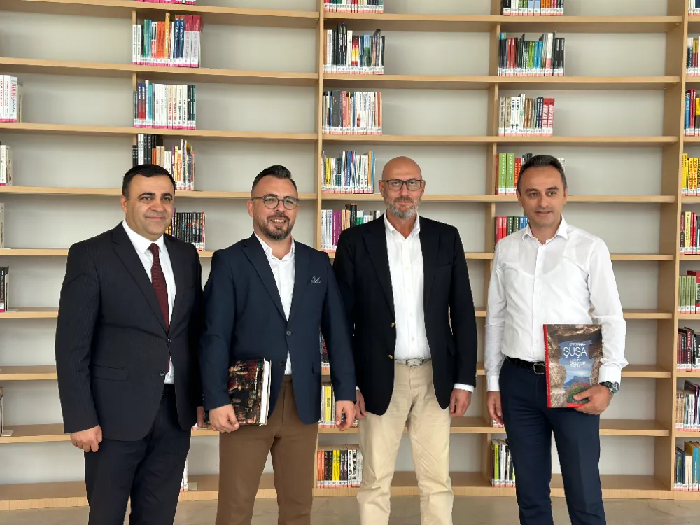 Azerbaycan ve Türkiye Arasındaki Kardeşlik Bağları, Antalya Kütüphanesi’nde Güçlendi