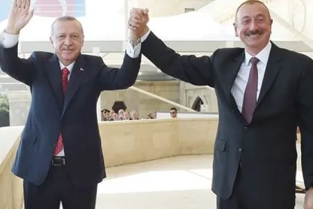 Zafer Bey: Vatanseverlik Savaşı Azerbaycan halkının birliğinin vücut bulmuş halidir