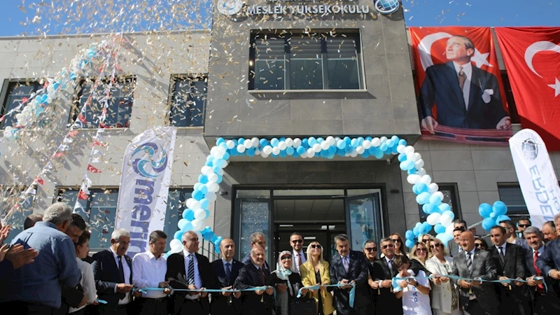 Erdemoğlu Ailesi’nden Adıyaman Üniversitesi’ne büyük katkı: 4 açılış ve 5 temel atma  