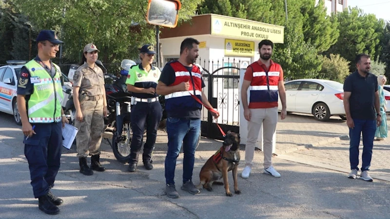 Adıyaman’da okulların açılmasıyla Jandarma