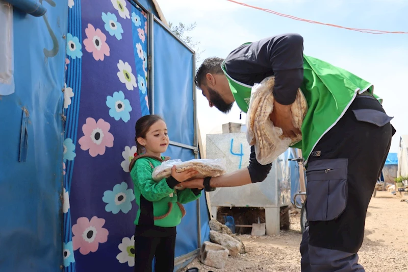 İHH, Suriye’ye 2024 yılında 1.194 tır yardım malzemesi gönderdi 